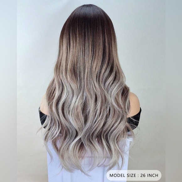 Wig Color Grey Synthetic Heat Resistant - Picture 2 of 3